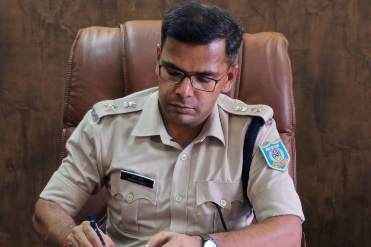 dhanbad-police-issued-1884-character-certificates-in-may
