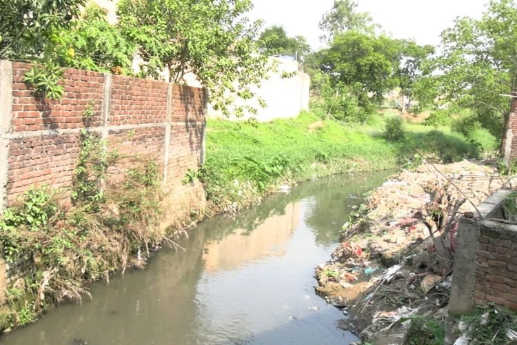 Open drains in Ranchi have claimed many lives in 7 years. Is the Municipal Corporation still waiting for a new accident?