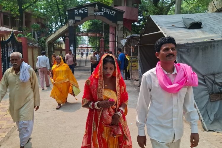 Had come to the temple of Dhanbad jail premises to get married