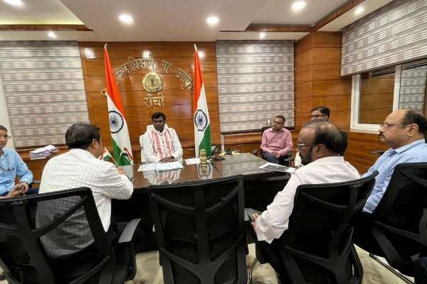 Administration alert on LPG crisis in Ranchi: Order to increase coal supply, strict action on black marketing