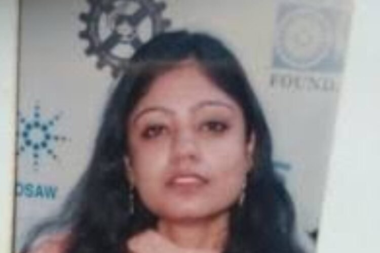 CrimeNews: After the death of his sister, the brother burnt the body in the bathroom, the secret was revealed after 5 days due to the smell.