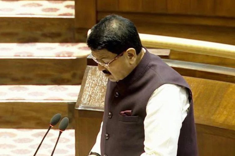 Parimal Nathwani ने चौथी बार राज्यसभा सांसद के रूप में ली शपथ, झारखंड के विकास का लिया संकल्प 1 Parimal Nathwani takes oath as Rajya Sabha MP for the fourth time; pledges to work for Jharkhand's development.