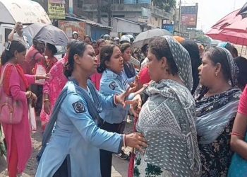 Andal NH-19 Road Blockade