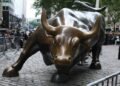 Share Market Update: Market Soars on Massive Buying in IT Stocks, but These Surprising FII Figures Send Investors' Hearts Racing
