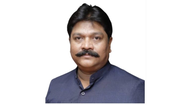 Congress opposes discussions on UPI charges; Satish Paul Munjani says it will burden the public's pockets.