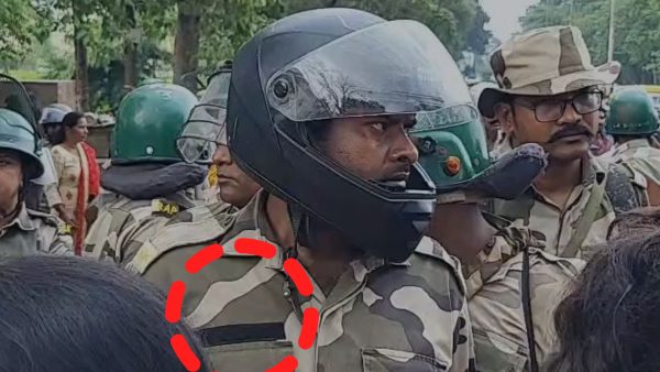 DPS चौक पर अतिक्रमण हटाने पहुंची पुलिस पर बड़ा सवाल! कई जवानों की नेम प्लेट गायब जवाबदेही किसकी? 4 Untitled project 2026 09 16T125238.294