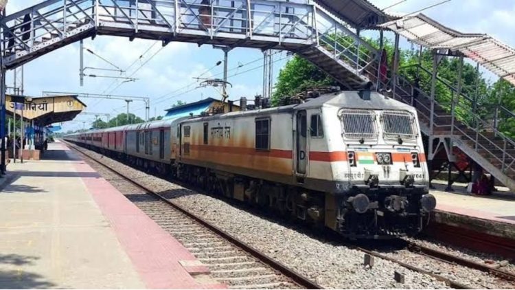 Big relief for those traveling from Delhi to Bihar; several special trains to run during Diwali and Chhath—check the full list.