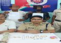 Theft of ₹16.41 lakh on Padatik Express solved; two arrested, including the prime accused.