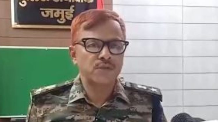 Jamui में नाबालिग से छेड़खानी का वीडियो वायरल होने के बाद पुलिस सख्त, 120 सोशल मीडिया प्रोफाइल पर FIR 1 Police crack down in Jamui after video of the molestation of a minor goes viral; FIRs registered against 120 social media profiles.