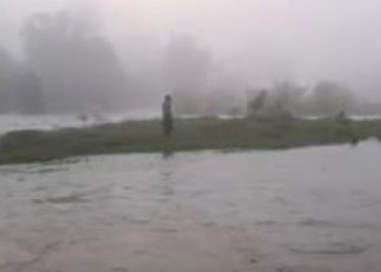 In Ranchi, a husband threw his wife off a bridge into the river; she remained stranded on an island all night.