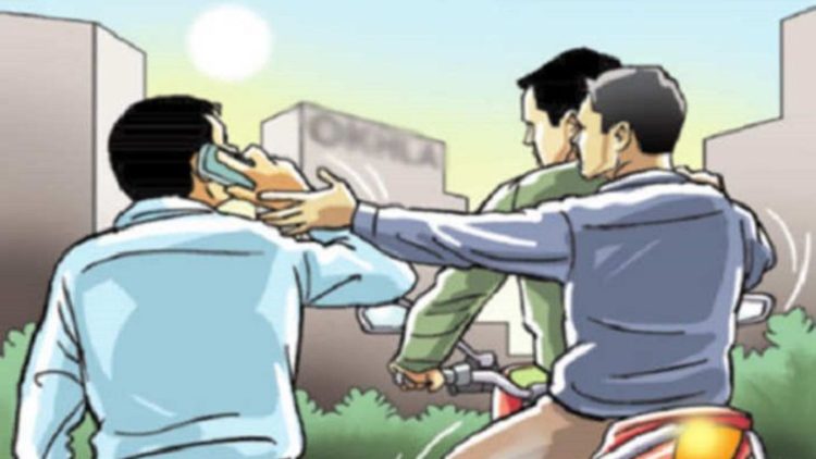 Ranchi: Man suffers serious injuries after being pushed and falling on the road during a mobile snatching incident while on a morning walk.