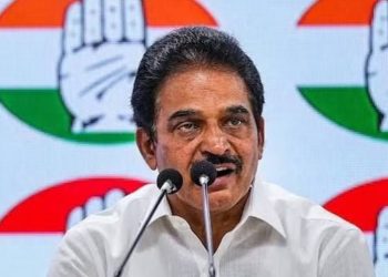Congress to stage a major show of strength in Delhi; directive issued to summon leaders and workers from the states.