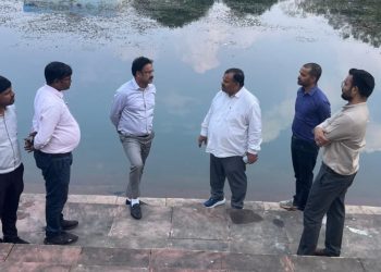 Ranchi Municipal Corporation on alert ahead of the Chhath festival; inspects Hatia Talab Ghat.