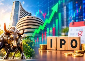 13 अक्टूबर 2026 को शेयर बाजार में सेंसेक्स और निफ्टी की तेजी तथा Fusion CX IPO को दर्शाती तस्वीर, जिसमें बुल स्टैच्यू, ऊपर जाता स्टॉक मार्केट ग्राफ और IPO कैलेंडर दिखाई दे रहे हैं