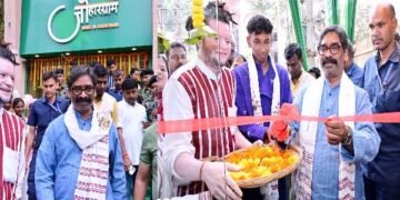 Johargram Showroom Ranchi: Hemant Soren Elevates the Prestige of Tribal Art and 'Made in Jharkhand'