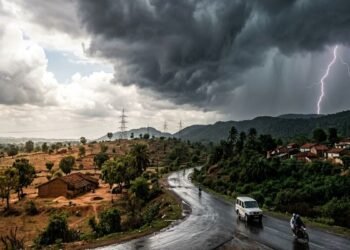 Jharkhand Weather Update: Jharkhand's Weather Alert Issued for Storms and Rain in Several Districts, While Heatwave Conditions Expected