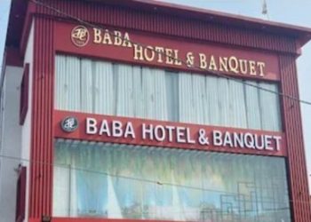 Koderma Police raid in baba hotel