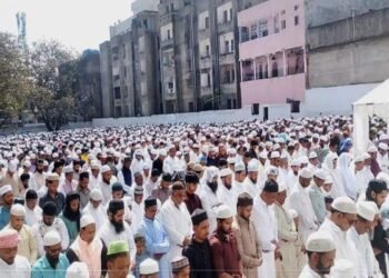 Ranchi News: A massive surge of devotees thronged the Doranda Eidgah; Eid prayers concluded peacefully amidst tight security
