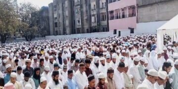 Ranchi News: A massive surge of devotees thronged the Doranda Eidgah; Eid prayers concluded peacefully amidst tight security