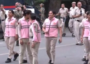 CJP Protest के दौरान तैनात महिला पुलिसकर्मी और पिंक फोर्स