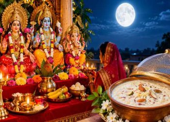 25 अक्टूबर को मनाई जाएगी शरद पूर्णिमा, जानें माता लक्ष्मी की पूजा विधि और खीर रखने का महत्व 8 शरद पूर्णिमा 2026 पूजा विधि, माता लक्ष्मी की पूजा और चांदनी में रखी खीर