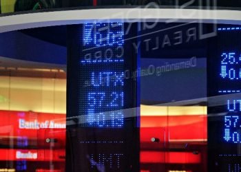 Stock Market Declines for Second Consecutive Day