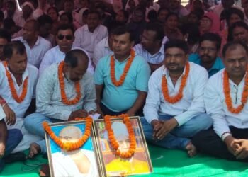 Jharkhand para teachers protest at Raj Bhavan Ranchi hunger strike 2026