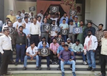 Journalists protest at Ranchi Press Club, demand for Irfan Ansari's dismissal intensifies