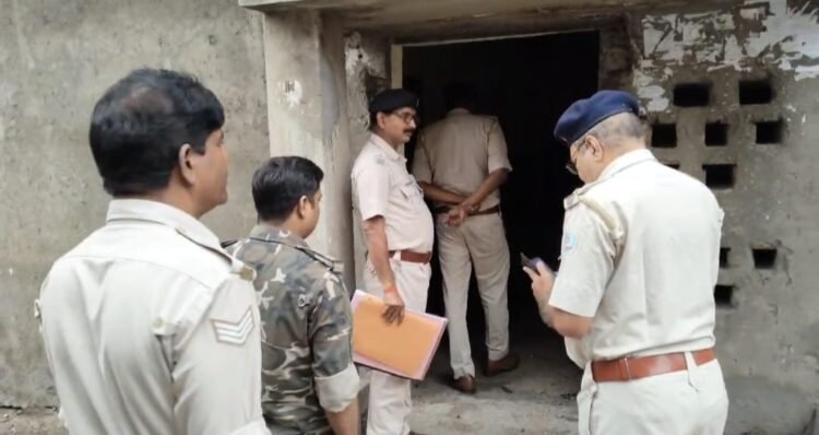 Breaking News: Gangster Prince Khan's house in Wasseypur seized