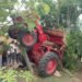 Jamtara News: One killed, one seriously injured after being hit by a tractor, bike damaged