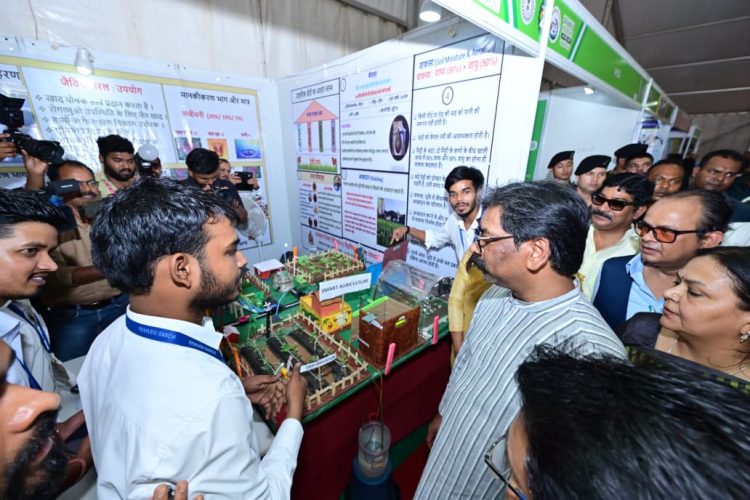 Ranchi: Jharkhand Agriculture Trade Fair 2026 inaugurated; Chief Minister Hemant Soren makes several major announcements for farmers.