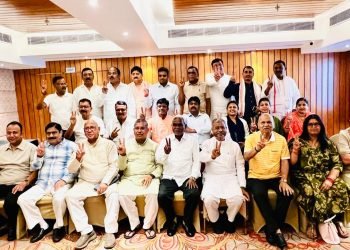 24 NDA MLAs released a photo to signal unity; RJD targeted the BJP.