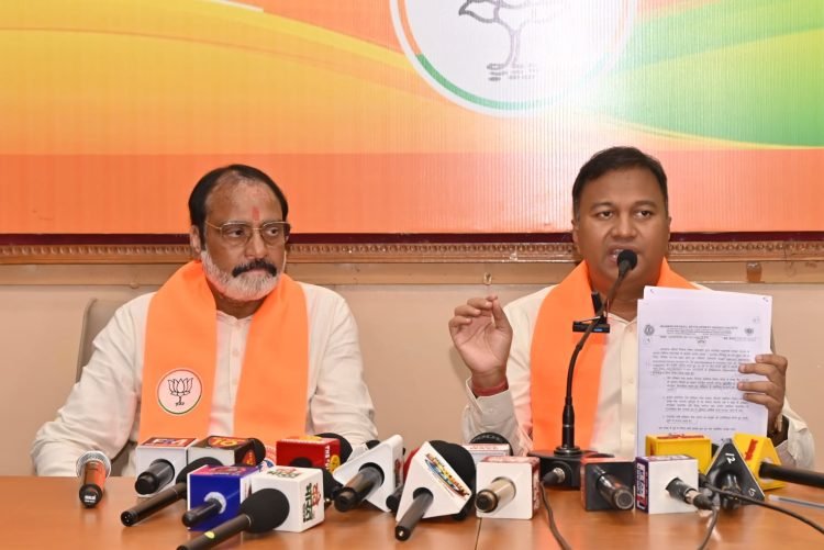 Jharkhand Skill Development Mission: BJP alleges fake bank guarantee and ₹55 crore payment; demands high-level probe.