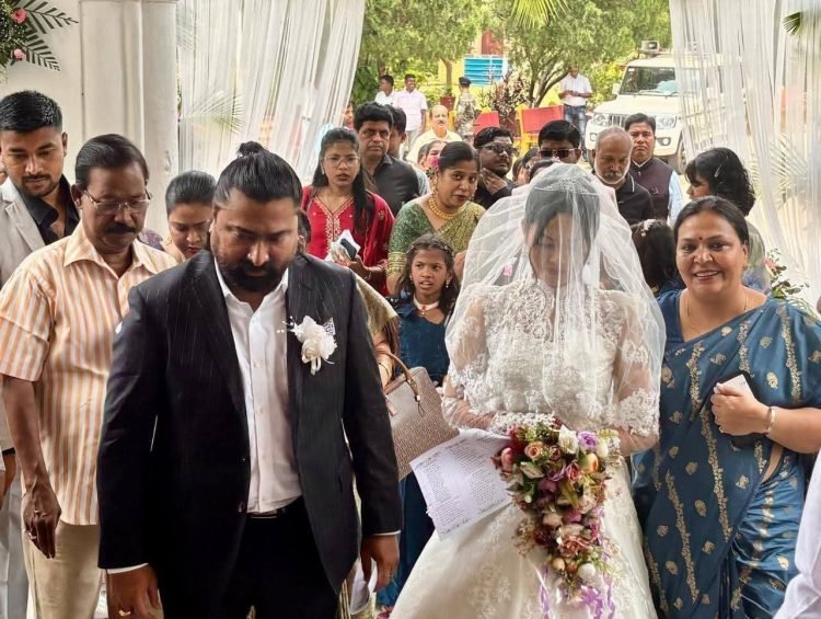 Rajmahal MP Vijay Kumar Hansda ties the knot for the second time; Minister Deepika Pandey Singh was present.