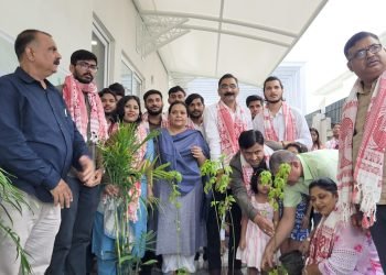 Campaign to plant 50 lakh saplings launched in Jharkhand; Deepika Pandey Singh conveys a message of environmental conservation.