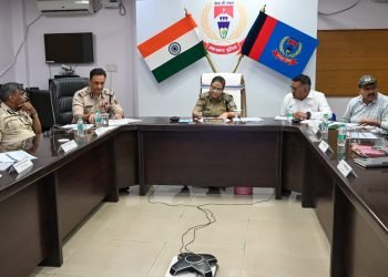 Key meeting of DGPs from five states, including Jharkhand and Bihar; decision taken for joint action against Naxalism, cybercrime, and drug trafficking.