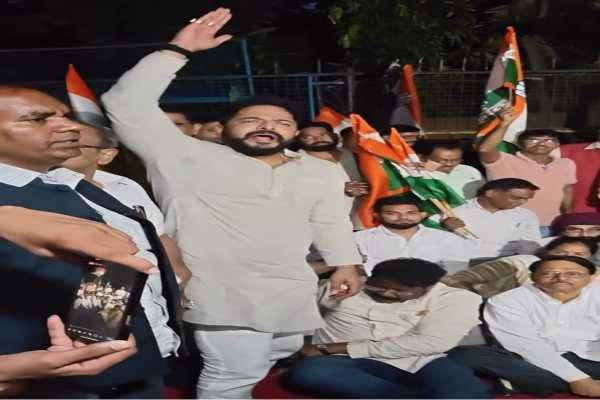 Politics heats up from Delhi to Jharkhand over the NEET issue.