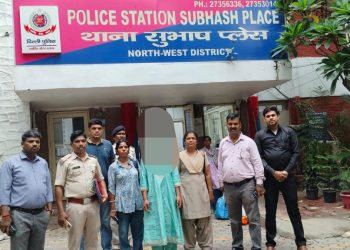 झारखंड की वांछित मानव तस्कर की गिरफ्तारी और खूंटी की पीड़िता के रेस्क्यू से जुड़ा पुलिस स्टेशन का दृश्य