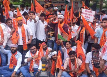 Police detained ABVP activists who had set out to lay siege to the Legislative Assembly