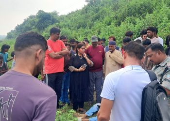 Dhanbad के गोंदूडीह में झाड़ियों से मिला वासेपुर निवासी शाहबाज अहमद का शव