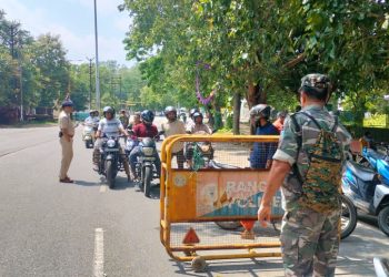 Major police crackdown in Ranchi; anti-crime checks at every nook and corner; strict measures against heavy vehicles too.