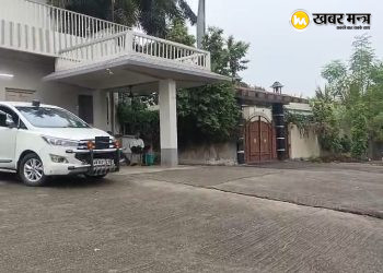 ED raids in connection with a ₹290 crore bank fraud case; team reaches the residence of an industrialist's brother.