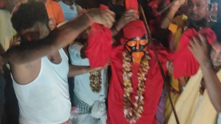 आकर्षक छऊ नृत्य के साथ सुसारी पर्व संपन्न
