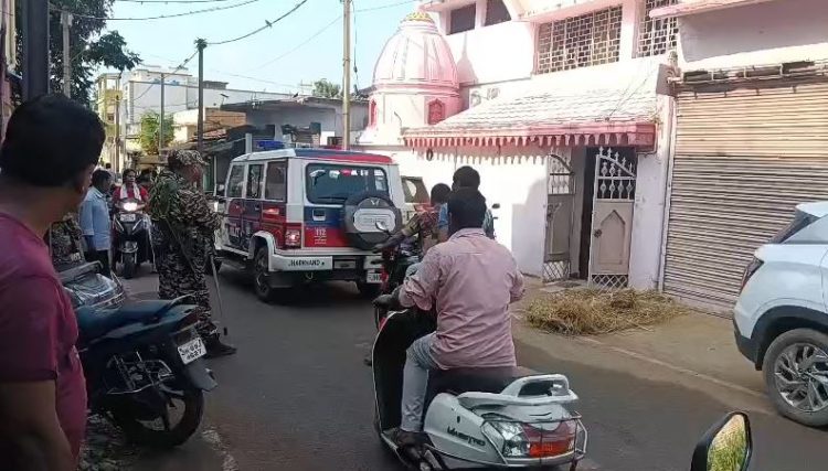Breaking News: सरायकेला में पिंटू डालमिया के घर ED की रेड 1 ED raids Pintu Dalmia's house in Seraikela.