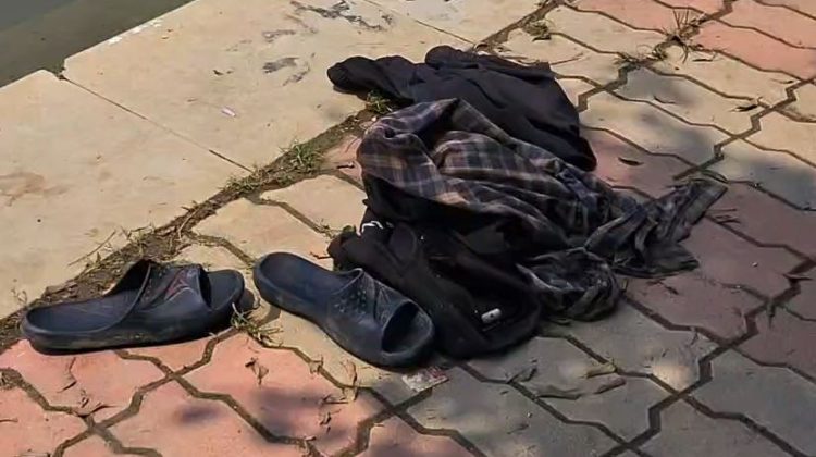 कोकर डिस्टलरी पार्क तालाब में डूबे व्यक्ति की धनेश्वर उरांव के रूप में हुई पहचान 1 The person who drowned in the Kokar Distillery Park pond has been identified as Dhaneshwar Oraon.