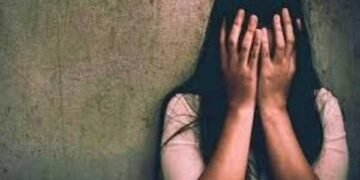 Breaking News: Woman paraded with face smeared with soot