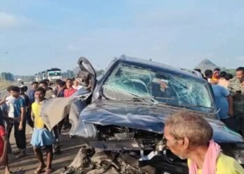 Ranchi family met with an accident in Godda.