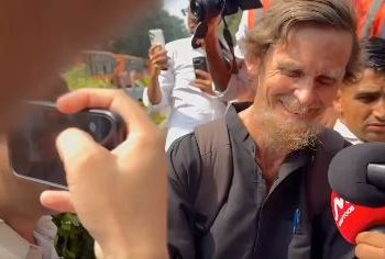 Jean Drèze detained at Delhi's Jantar Mantar protest? Police action.
