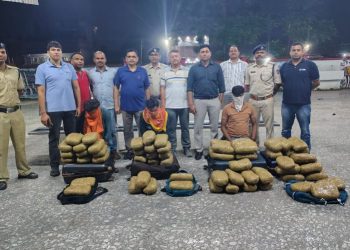 रांची रेलवे स्टेशन से गांजा की बड़ी खेप बरामद, तीन तस्कर गिरफ्तार
