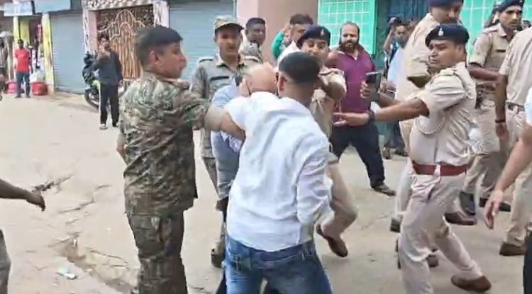 Prince Khan's arrested brother, Bunty Khan, assaulted in police presence; commotion in Wasseypur.